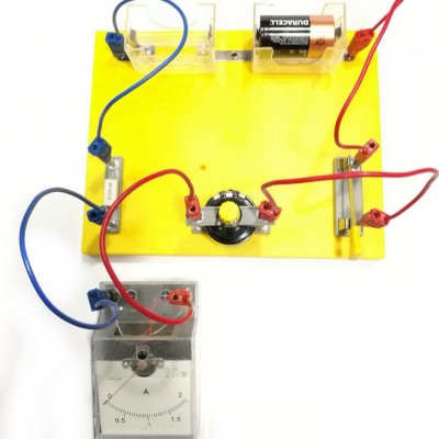 //cdn.labbox.ru/site-2375/nabor-laboratornyj-ehlektrichestvo/IMG_20171025_131213.jpg