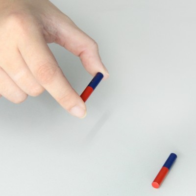 //cdn.labbox.ru/site-2375/nabor-po-magnetizmu/magnet-3_enldd.jpg