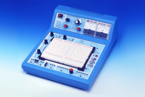 IDL-600 Рабочее  место учащегося  для  сборки  и изучения аналоговых  схем