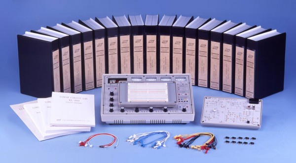 KL-200 Рабочее место студента для сборки и изучения цифровых электронных схем